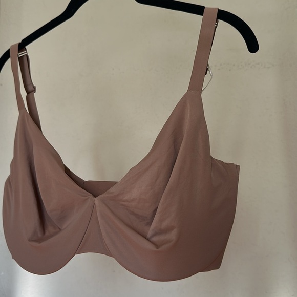SKIMS SMOOTHING INTIMATES FULL COVERAGE BRA size‎ 34DDDD sienna - Picture 4 of 6
